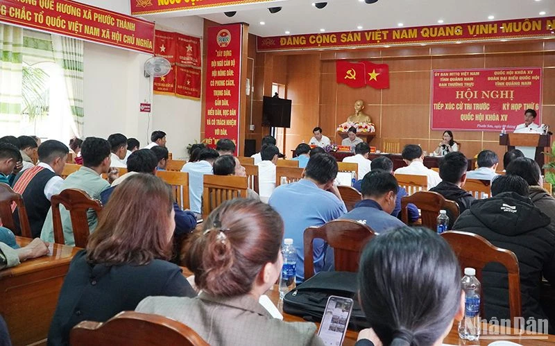 Đoàn Đại biểu Quốc hội tỉnh Quảng Nam tiếp xúc cử tri tại huyện Phước Sơn (Quảng Nam) 