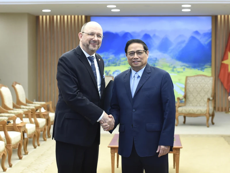 Thủ tướng Phạm Minh Chính tiếp ông Thomas Gass, Đại sứ đặc mệnh toàn quyền Liên bang Thụy Sĩ tại Việt Nam.