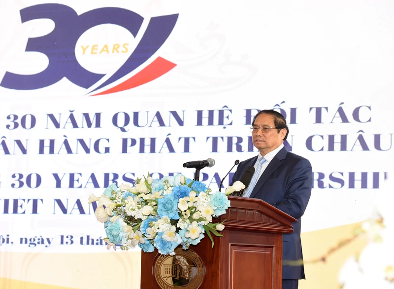 Thủ tướng mong ADB tiếp tục hỗ trợ Việt Nam về nguồn vốn, công nghệ, xây dựng thể chế, nâng cao năng lực quản trị, đào tạo nhân lực, tư vấn chính sách...