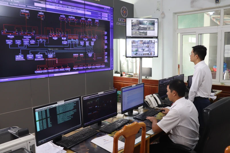 Ứng dụng số hóa để vận hành lưới điện 110kV ở Quảng Bình.