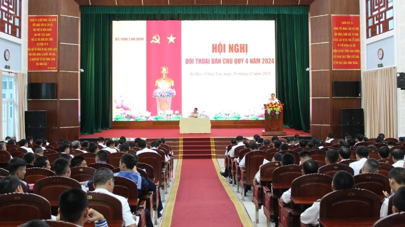 Hội nghị đối thoại dân chủ tại Lữ đoàn 171 Hải quân