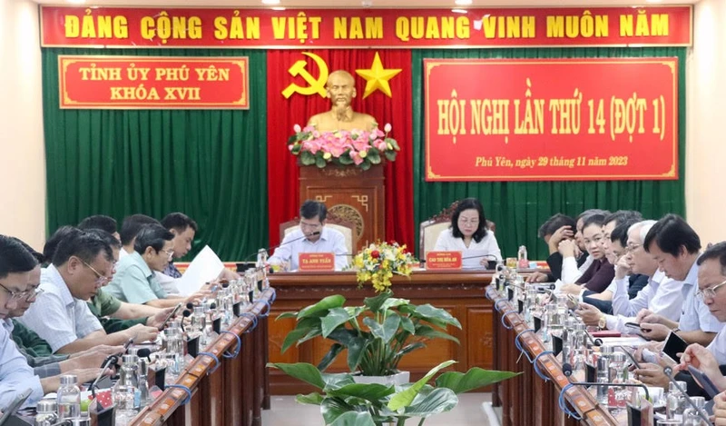 Hội nghị Tỉnh ủy Phú Yên lần thứ 14, nhiệm kỳ 2020-2025.