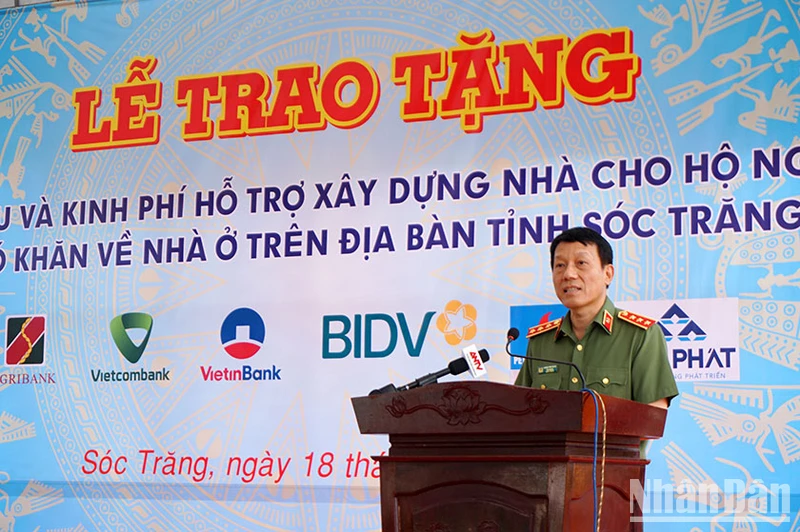 Thượng tướng Lương Tam Quang - Thứ trưởng Bộ Công an phát biểu tại buổi lễ.