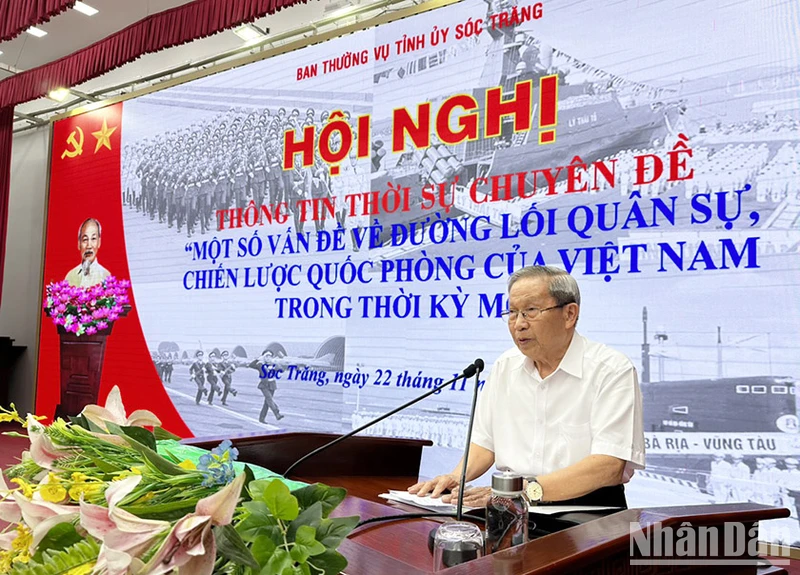 Thiếu tướng, Phó Giáo sư, Tiến sĩ Lê Văn Cương là diễn giả của hội nghị.