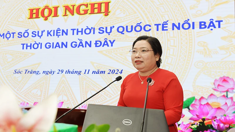 Phó Bí thư Thường trực Tỉnh ủy Sóc Trăng Hồ Thị Cẩm Đào phát biểu tại Hội nghị.