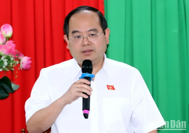 Trưởng Đoàn Đại biểu Quốc hội tỉnh Đồng Nai Quản Minh Cường phát biểu tại buổi giám sát.
