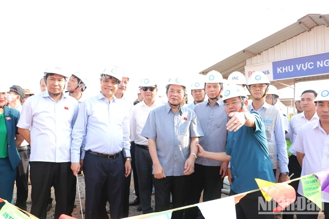 Phó Chủ tịch Quốc hội Nguyễn Đức Hải kiểm tra tiến độ tại Dự án sân bay Long Thành.