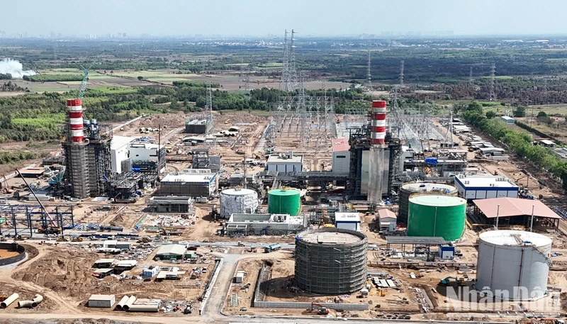Dự án trọng điểm quốc gia nhà máy nhiệt điện Nhơn Trạch 3, 4 đã thi công hơn 85%.