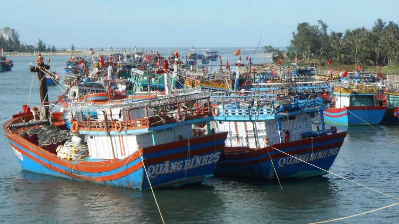 Quảng Bình hỗ trợ cước thuê bao dịch vụ giám sát hành trình tàu cá sẽ giúp ngư dân giảm khó khăn và công tác quản lý đội tàu cá đi vào nề nếp.