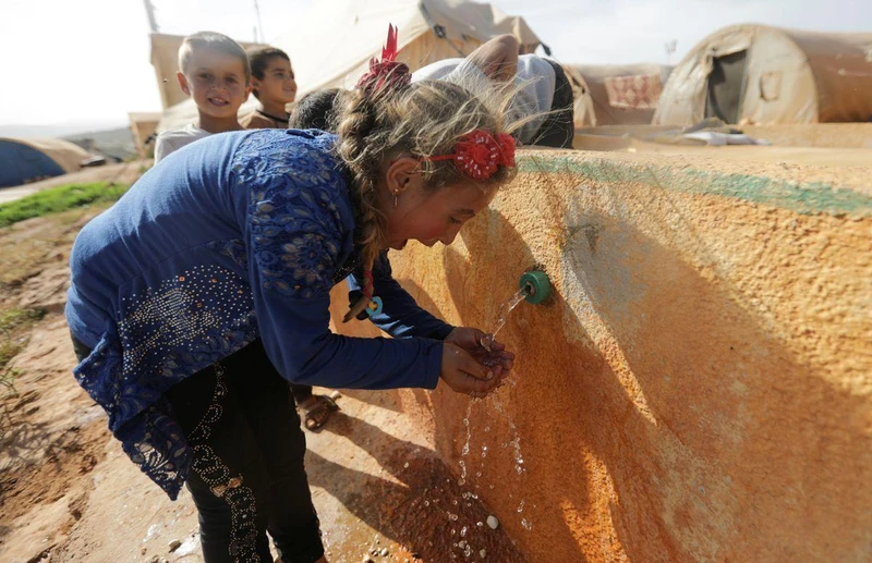 Trẻ em Syria tại trại di tản Teh ở Idlib, Syria, ngày 5/5/2021. (Ảnh minh họa: Reuters)