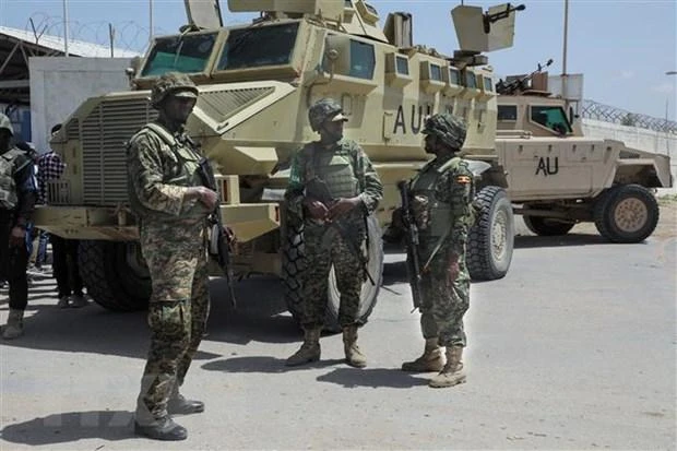 Binh sĩ AU gác tại Mogadishu, Somalia, ngày 15/5/2022. (Ảnh: AFP/TTXVN)