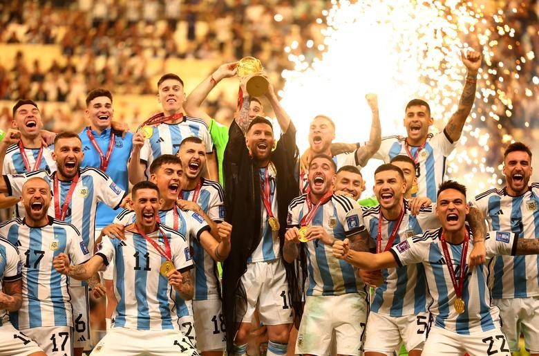 Hình ảnh liên quan đến từ khóa World Cup, kỷ niệm và Messi sẽ mang bạn đến những khoảnh khắc đẹp nhất của giải đấu toàn cầu này cùng với người chơi huyền thoại Lionel Messi.