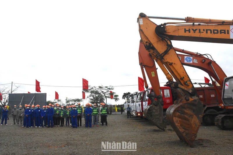 Lễ khởi công dự án tại dự án thành phần Quy Nhơn-Chí Thạnh, Chí Thạnh-Vân Phong đoạn qua Phú Yên.