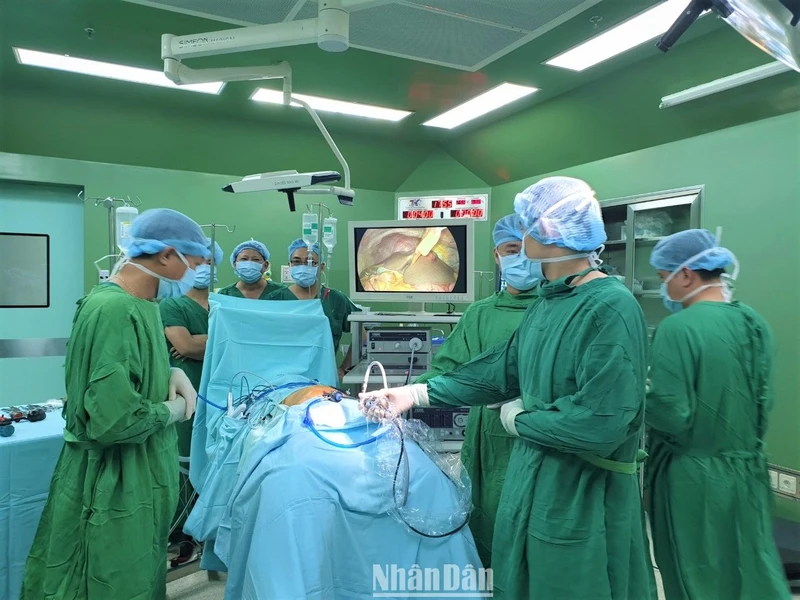 Đà Nẵng: Phẫu thuật nội soi cắt thành công u gan cho bệnh nhân