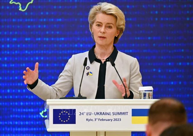 Chủ tịch Ủy ban châu Âu (EC) Ursula von der Leyen phát biểu tại cuộc họp báo ở Kiev, Ukraine, ngày 3/2/2023. (Ảnh tư liệu: AFP/TTXVN)