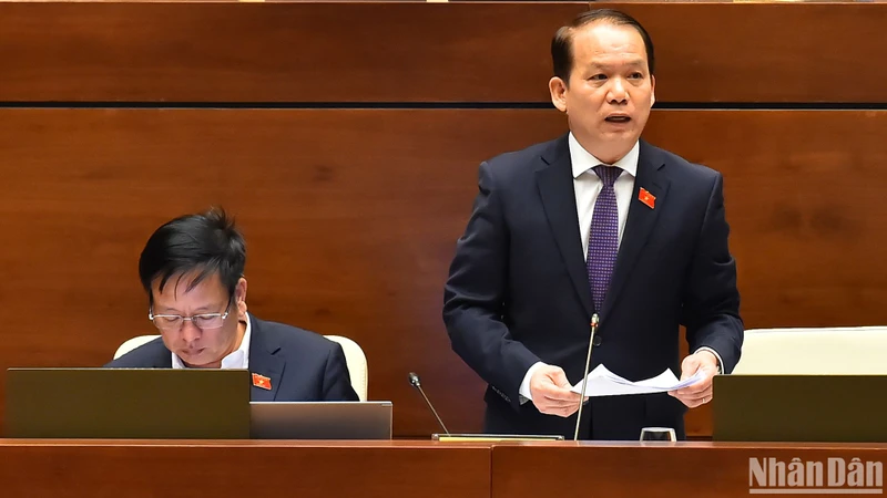 Chủ nhiệm Ủy ban Pháp luật của Quốc hội Hoàng Thanh Tùng phát biểu. (Ảnh: THỦY NGUYÊN)
