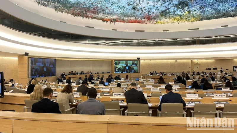 Quang cảnh phiên đối thoại về Báo cáo quốc gia về bảo vệ và thúc đẩy quyền con người theo cơ chế Rà soát định kỳ phổ quát (UPR) chu kỳ IV của Hội đồng Nhân quyền Liên hợp quốc, Geneva, Thụy Sĩ, ngày 6/5/2024. (Ảnh: TIẾN DŨNG) 