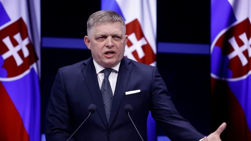 Thủ tướng Slovakia Robert Fico phát biểu tại Brussels, Bỉ, ngày 21/3/2024. (Ảnh: AFP/TTXVN)