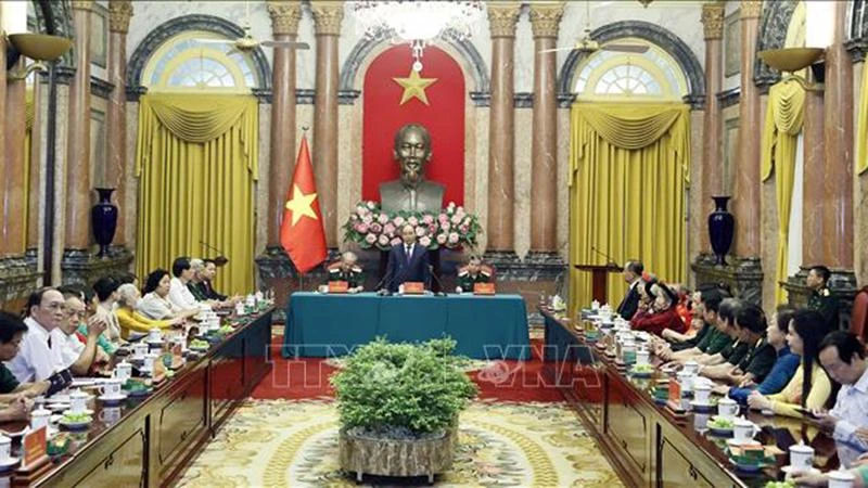 Chủ tịch nước Nguyễn Xuân Phúc phát biểu tại buổi gặp. (Ảnh: Thống Nhất/TTXVN)