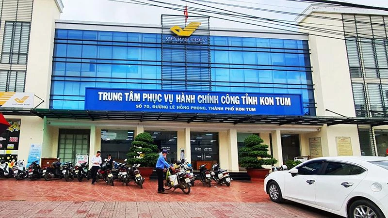 Trung tâm phục vụ hành chính công tỉnh Kon Tum.