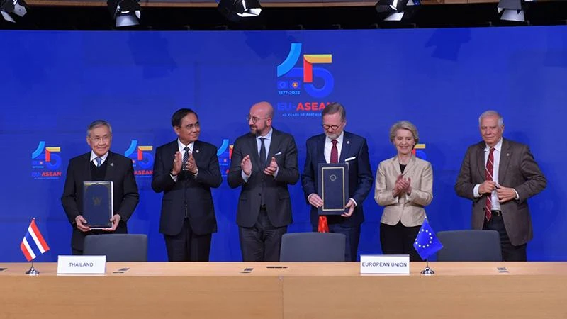 Lễ ký kết Hiệp định khung Đối tác và Hợp tác toàn diện Thái Lan-EU.