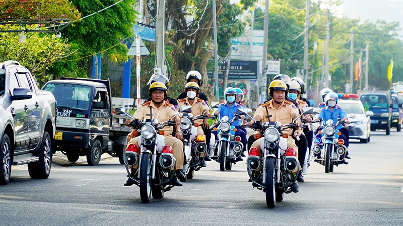 Kiên Giang ra quân thực hiện Năm An toàn giao thông 2023. 