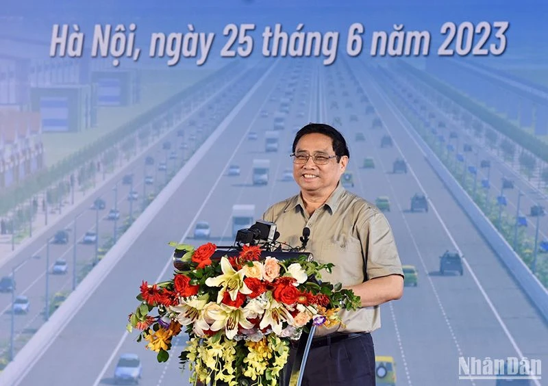 Thủ tướng Phạm Minh Chính phát biểu chỉ đạo. (Ảnh: TRẦN HẢI)