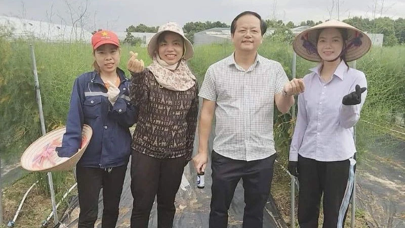 Các lao động huyện Quỳnh Phụ (tỉnh Thái Bình) tham gia chương trình lao động thời vụ tại Hàn Quốc năm 2023 cho thu nhập gần 40 triệu đồng/tháng.