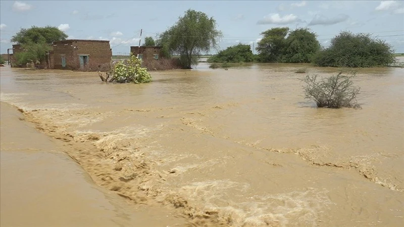 Vỡ đập do mưa lớn gây ra lũ lụt ở Sudan. (Nguồn: File)