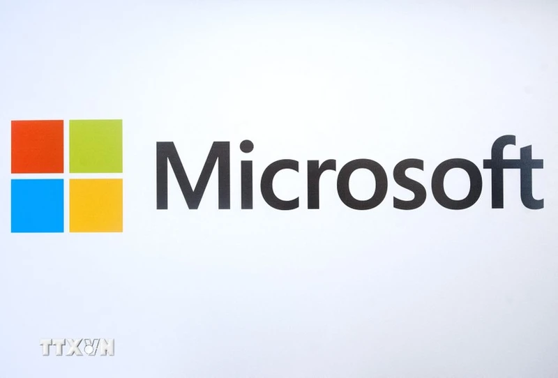 Biểu tượng Microsoft tại một sự kiện ở California, Mỹ. (Ảnh: AFP/TTXVN)