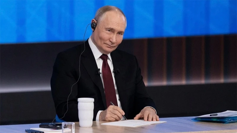 Tổng thống Nga Vladimir Putin trong cuộc họp báo thường niên cuối năm tại Moskva, ngày 19/12/2024. (Ảnh: THX/TTXVN)