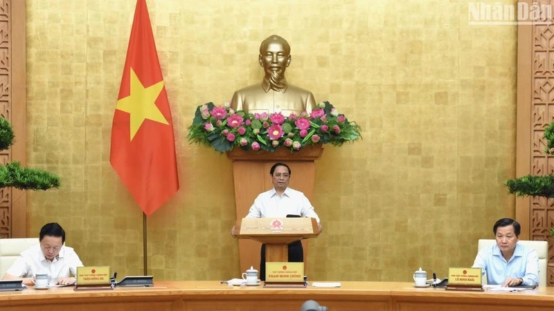 Thủ tướng Phạm Minh Chính chủ trì phiên họp Chính phủ chuyên đề về xây dựng pháp luật tháng 7/2023. (Ảnh: Trần Hải).
