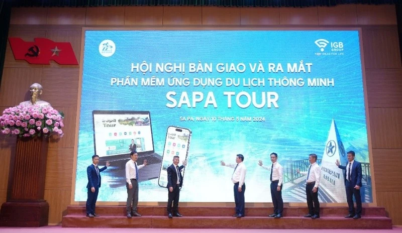 Ra mắt phần mềm ứng dụng du lịch thông minh Sapa Tour.