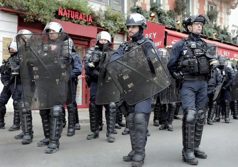 An ninh được tăng cường tại thủ đô Paris.