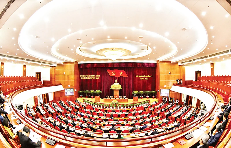 Quang cảnh Hội nghị giữa nhiệm kỳ Ban Chấp hành Trung ương Đảng khóa XIII. Ảnh | ĐĂNG KHOA
