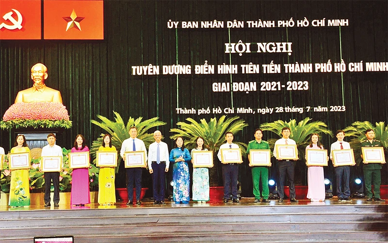 Lễ tuyên dương điển hình tiên tiến Thành phố Hồ Chí Minh giai đoạn 2021-2023.