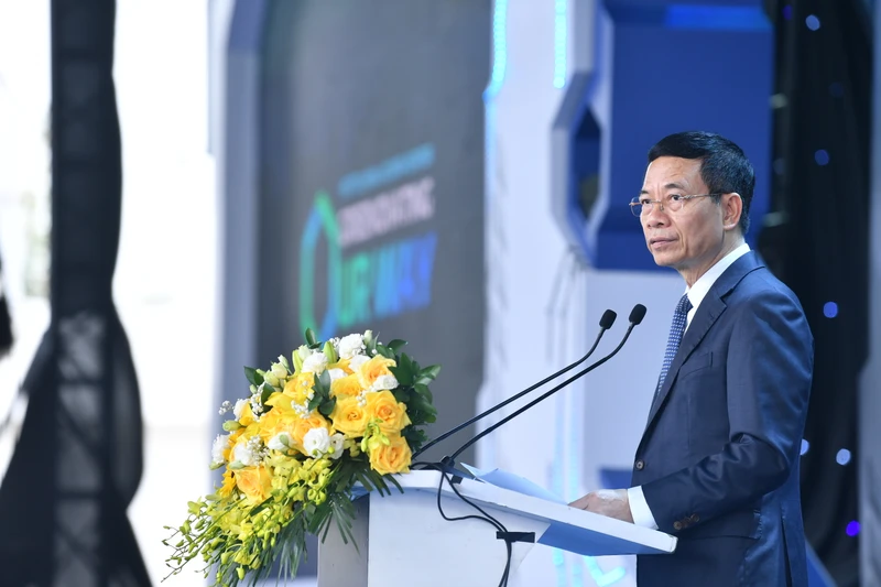 Bộ trưởng Thông tin và Truyền thông Nguyễn Mạnh Hùng phát biểu tại sự kiện.

