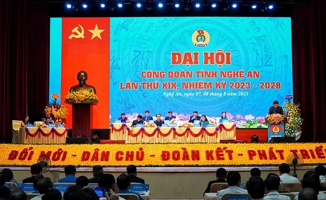 Toàn cảnh Đại hội Công đoàn tỉnh Nghệ An lần thứ 19, nhiệm kỳ 2023-2028.