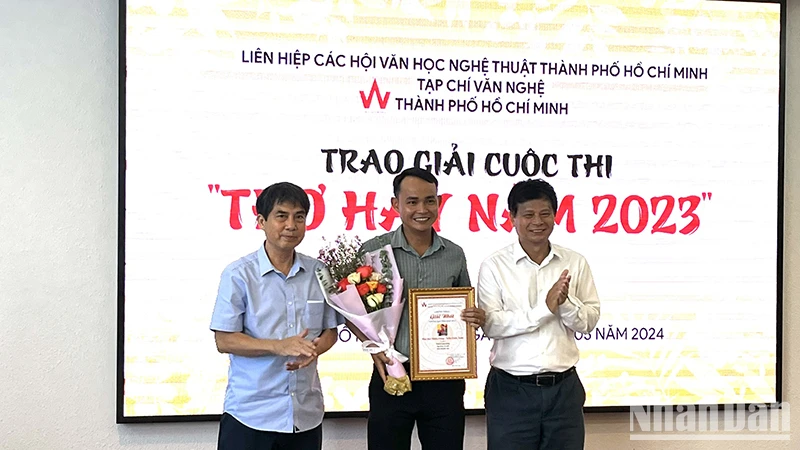 Tác giả Nhiên Đăng (Bình Định) đoạt giải nhất cuộc thi Thơ hay 2023.