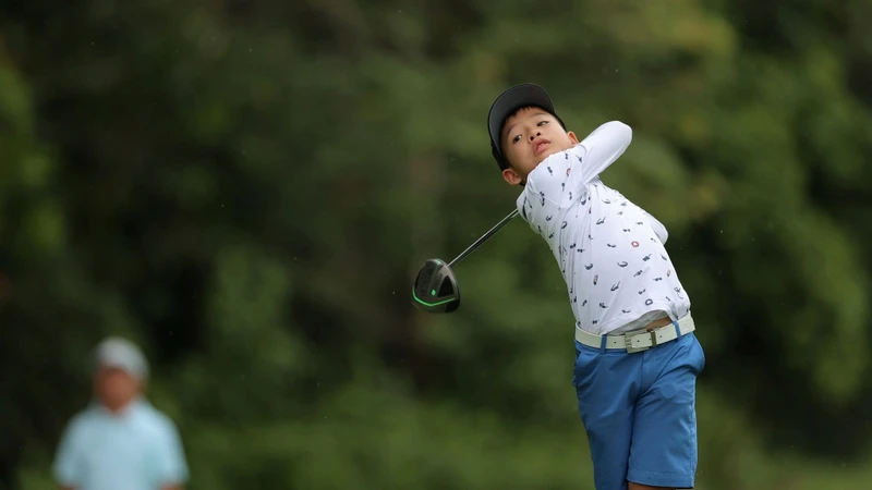 Chuẩn bị khởi tranh giải golf vô địch nghiệp dư Việt Nam mở rộng 2024 với sự góp mặt của nhiều golfer nhỏ tuổi