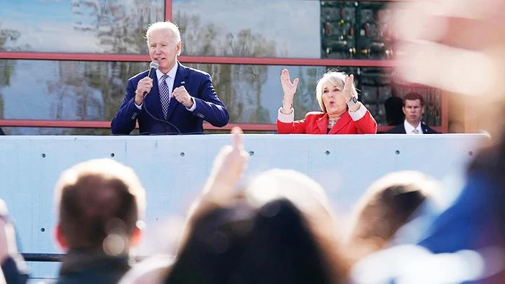 Tổng thống Joe Biden vận động cử tri tại thành phố Albuquerque, bang New Mexico. Ảnh: AP