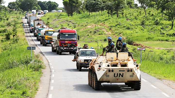 Đoàn xe của phái bộ gìn giữ hòa bình LHQ ở Mali. Ảnh: GETTY IMAGES