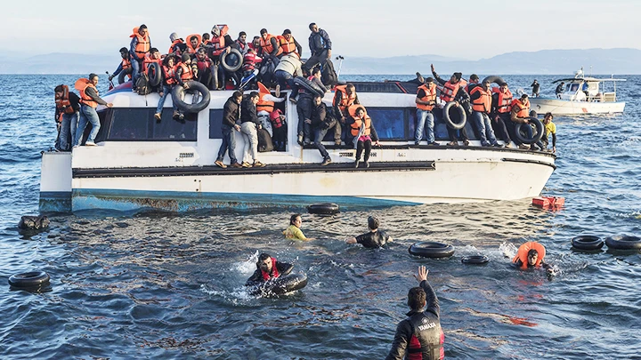 Làn sóng di cư bất hợp pháp vào EU đang ngày càng khó kiểm soát. Ảnh: AFP