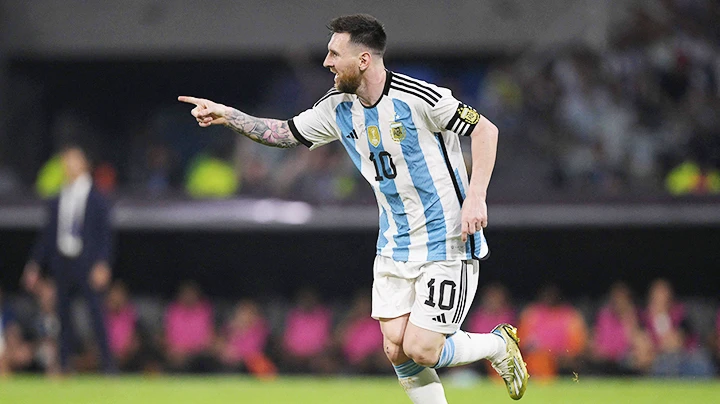 Messi thăng hoa trong trận đấu Argentina thắng Curacao 7-0.