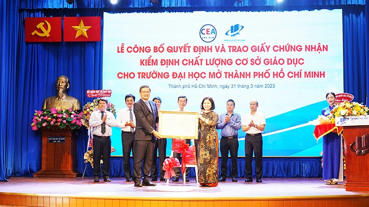 Trường đại học Mở TP Hồ Chí Minh đạt tiêu chuẩn chất lượng giáo dục
