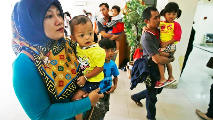 Indonesia tiếp tục mở rộng điều tra vụ việc liên quan siro ho. Ảnh: GETTY