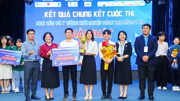 Vòng chung kết cuộc thi “Sinh viên với ý tưởng khởi nghiệp sáng tạo năm 2023”