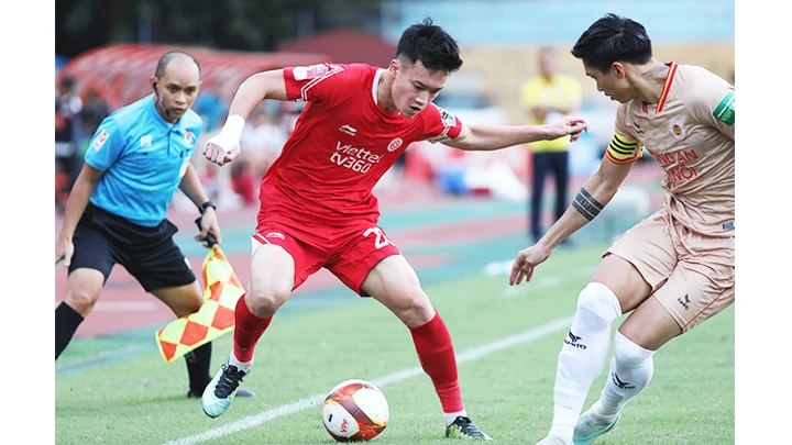 V.League 2023-2024 quay lại thể thức thi đấu vòng tròn 2 lượt sân nhà - sân khách. Ảnh: LÊ MINH