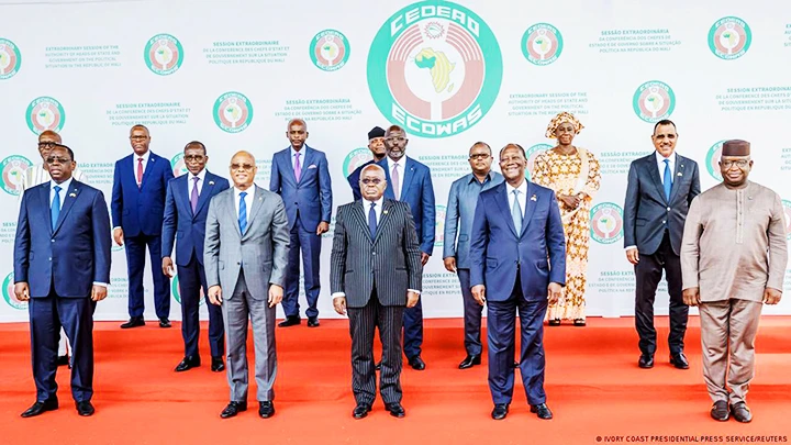 Các nhà lãnh đạo ECOWAS. Ảnh: REUTERS