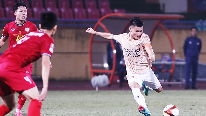 Quang Hải đang có hiệu suất ghi bàn cao tại V.League. Ảnh: LÊ MINH